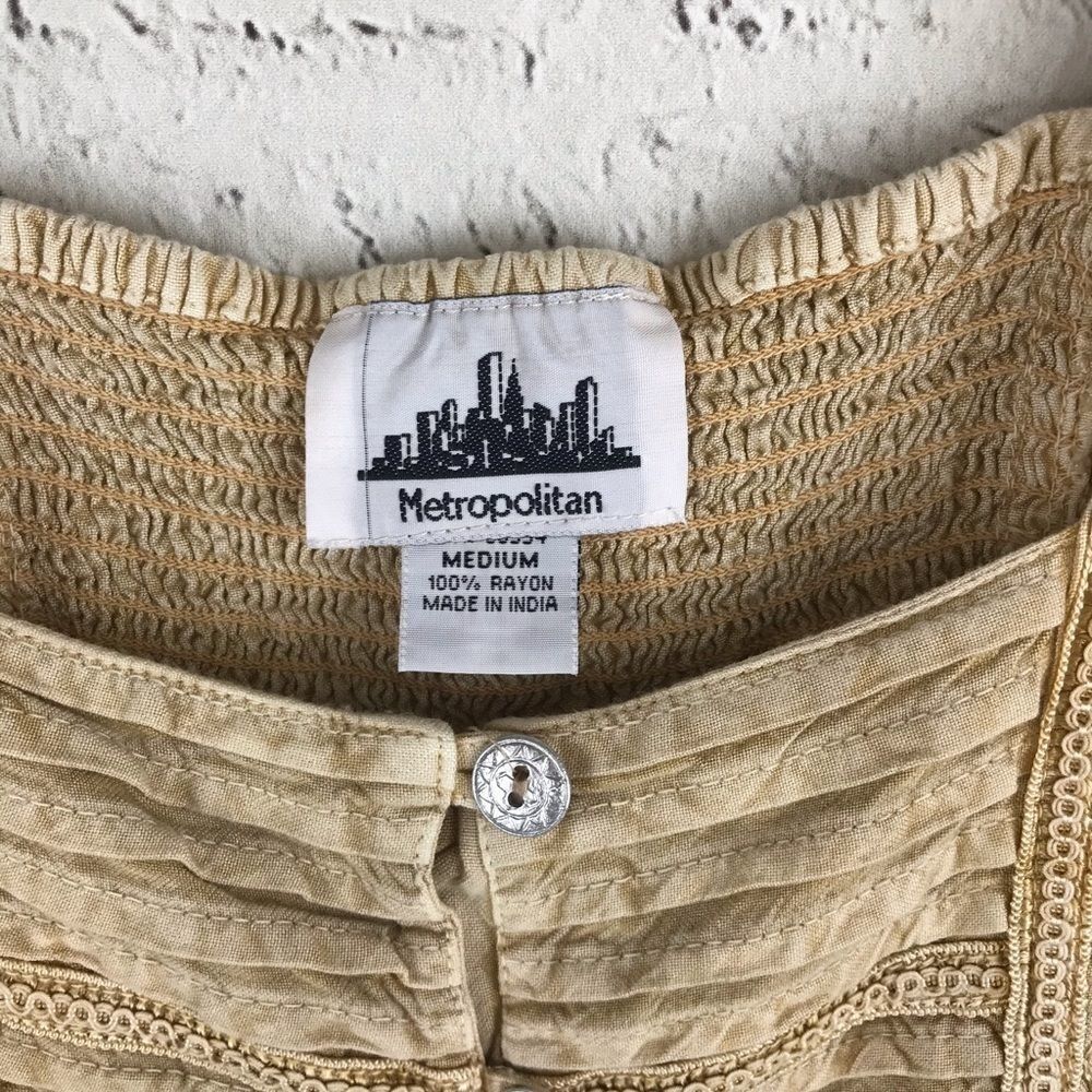 Metropolitan Rayon Top - Picture 2 of 5